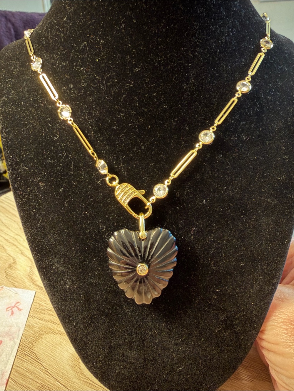 26” 14k Gold Plated Chain Necklace with Black Natural Stone Heart Pendant NWOT
